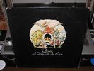 QUEEN A DAY AT THE RACES VINYL LP GATEFOLD ORIGINAL INNER SLEEVE VG/VG
