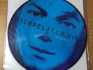 Michael Jackson INVINCIBLE 2LP Vinyl Record Picture Disk BEAUTIFUL COVER SEALED