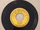 Elvis Presley Sun Records 45 #209 That’s All Right-Blue Moon of Kentucky