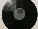 GREGORY ISSACS - GEMINI AGO BURY YU SIX FOOT SIX, WHIP DEM GEMINI  [kiwi067]