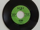 Johnny and the Rivieras , So right / Run Baby Run VG++