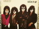 KISS  