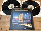NR.MINT/NR.MINT”2 GRATEFUL DEAD LP’s WAKE OF THE FLOOD &FROM THE MARS HOTEL GFLD