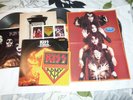 KISS LP THE ORIGINALS  2ND PRESSING / ALL INSERTS / POSTER