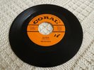 THE ESCORTS  GLORIA/SEVEN WONDERS OF THE WORLD  CORAL 62302