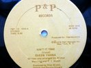 QUEEN YAHNA original STRONG VG 12