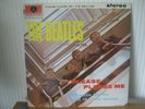 THE BEATLES PLEASE PLEASE ME VINYL LP IN MINT CONDITION
