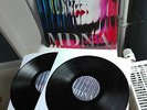 MADONNA limited original Vinyl 2LP + Plastic Bag + Keychain MDNA (2012 Europe)