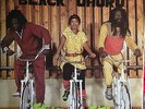 Black Uhuru - Fit You Haffe Fit 12