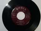 VERY RARE CLASSIC EARLY DOOWOP-MELLO-MOODS-WHERE ARE YOU/HOW COULD YOU?