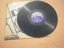 78  rpm  RECORD...CLASIC WORLD WAR 2..FLANAGAN AND ALLEN...RUN , RABBIT , RUN...