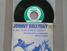 vend 45 tours de johnny pour moi la vie va commencer encart original