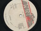 EVERTON CHAMBERS : Hold Your Corner / LILLY MELODY (reggae record)