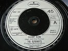 THE RUNAWAYS - CHERRY BOMB  7
