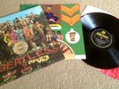 THE BEATLES – SGT PEPPER’S LONELY HEARTS CLUB BAND – EARLY PRESSING LP