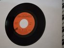 Lisa Lougheed, Run With Us, VG++, electronic pop single, Run Records, Canada