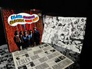 LP PLAYS CLEAN + COMIC BOOK '67 BLUES MAGOOS ? ELECTRIC COMIC BOOK  Psych Garage