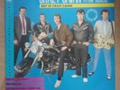 CRAZY   CAVAN   THE BEST OF  DOUBLE LP  BIG BEAT      SIGNED SLEEVE