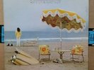 NEIL YOUNG  ON THE BEACH-1ST US PRESSING LP WITH Floral INNER vinyl-EX+ TO NM