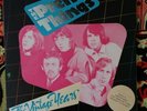 THE PRETTY THINGS - THE VINTAGE YEARS Sire Records USA 1976 DBL LP Signed