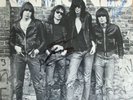 The Ramones - Self Titled Debut ALbum - Sire USA 1976 - SIGNED  RARE  KBD PUNK