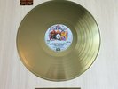 Vinyl record Queen - A Night At The Opera Gold vinyl disc + plates for decor