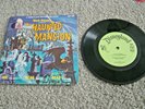 Disney Haunted Mansion book and record vinyl 7