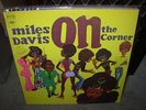 MILES DAVIS on the corner ( jazz )