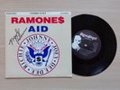 RAMONES – ‘’CRUMMY STUFF’’- 7’’ VINYL SINGLE. HAND SIGNED BY MARKY RAMONE.