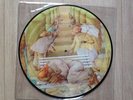 GENESIS ... SELLING ENGLAND BY THE POUND . RARE PICTURE DISC LP