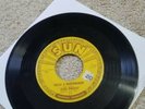 1955 ORIGINAL ELVIS PRESLEY SUN LABEL 215 45 MILKCOW BLUES BOGGIE