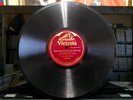 JOHN McCORMACK - KEEP THE HOME FIRES BURNING- VICTROLA 64696 78RPM L23  LIKE NEW