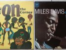 MILES DAVIS 2  LP  KIND OF BLUE CBS 62 066et ON THE CORNER CBS S 65346