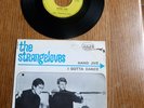DISQUE VINYLE  -THE STRANGELOVES  - HAND JIVE -