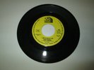 Turley Richards I NEED TO FALL IN LOVE / SHOUT 20th Century Fox 608 45 RPM Recor