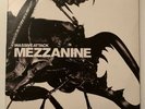 RARE 1998 MASSIVE ATTACK MEZZANINE 2  LP VINYL  1st PRESS CIRCA/VIRGIN EX/NM