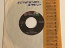 Three Dog Night / Liar & Can't Get Enough of It / 1971 45 NM+
