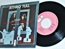JETHRO TULL      ---   inside  ---
