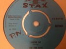 SAM AND DAVE - SOOTHE ME / SWEET PAINS - UK STAX 601004. VG++