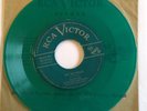 45 RCA 48-0393   Pee Wee King   mop rag boogie  NM- green wax