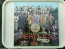 The Beatles – Sgt. Peppers Lonely Hearts Club Band vinyl LP + cardboard badges
