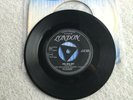 BUZZ BUZZ BUZZ-/ CRAZY - HOLLYWOOD FLAMES - LONDON HL 8545 TRI 1958