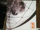 Pearl jam Vs First Press European Press 1993.Shelf wear to sleeve but vinyl vg