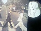 Beatles abbey road ???????????? Paul with shoes John doesn't   L????K