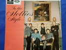 THE HOLLIES - IN THE HOLLIES STYLE- IMMACULATE CONDITION - 1st Press PMC 1235