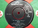 RARE IRISH HMV FOLK 45 - SEAN MAGUIRE - SLIGO MAID / MASON'S APRON - 1963