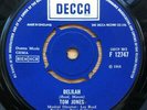 Tom Jones - Delilah / Smile, 7