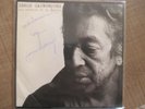 autographe dédicace de serge gainsbourg sur 45t aux enfants de la chance
