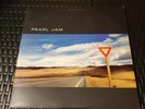 Pearl Jam - Yield LP Vinyl Album 1998 Epic Records Very Clean