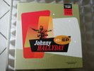 COFFRET JOHNNY HALLYDAY - 11 EP 1963-1964 - COMME NEUF - EDITION LIMITEE N° 724